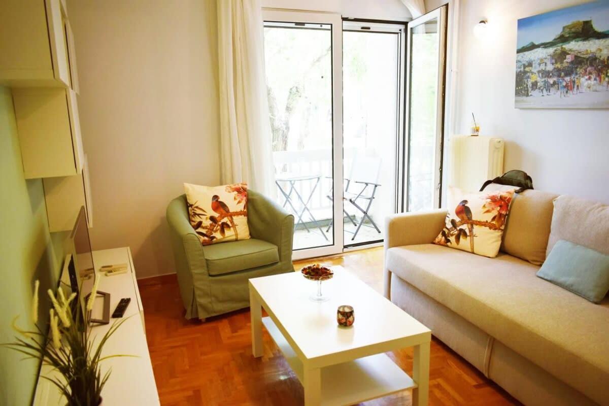 Stylish Apt In The Historic Heart Of The City Афины Экстерьер фото