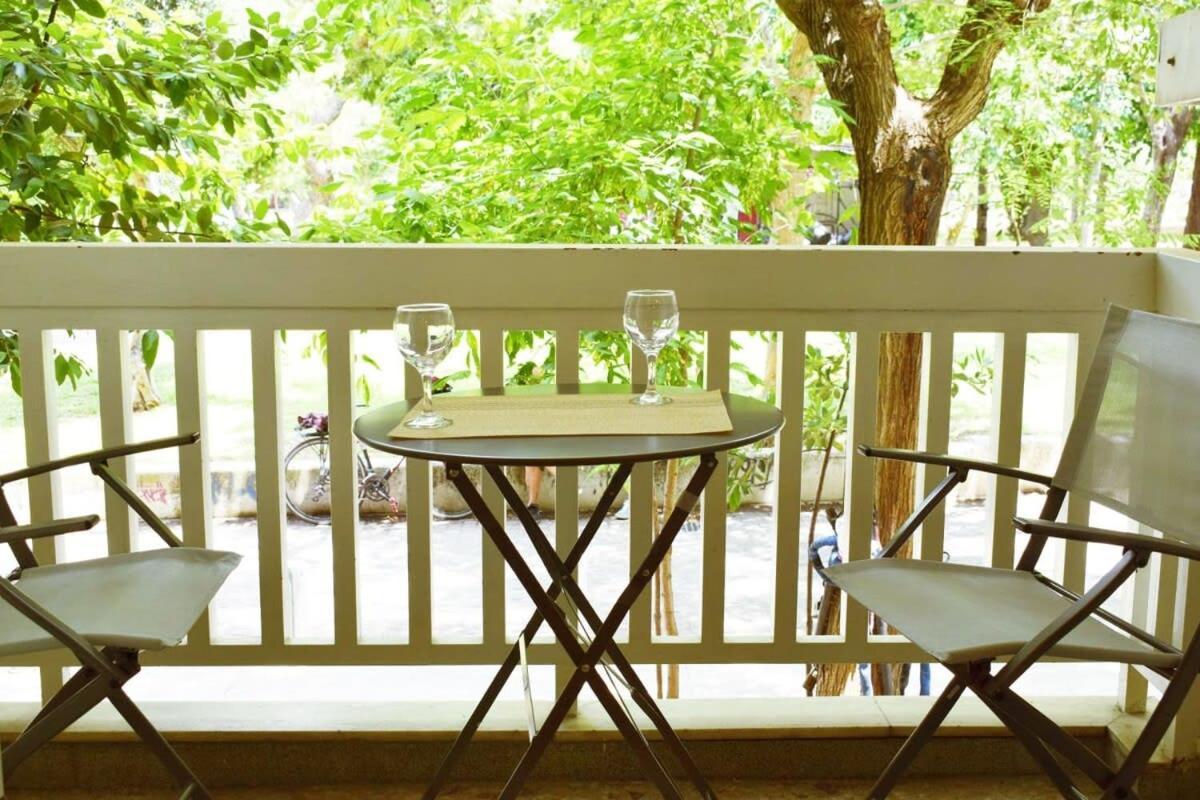 Stylish Apt In The Historic Heart Of The City Афины Экстерьер фото